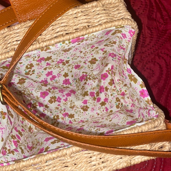 Brown straw purse - Picture 2 of 2